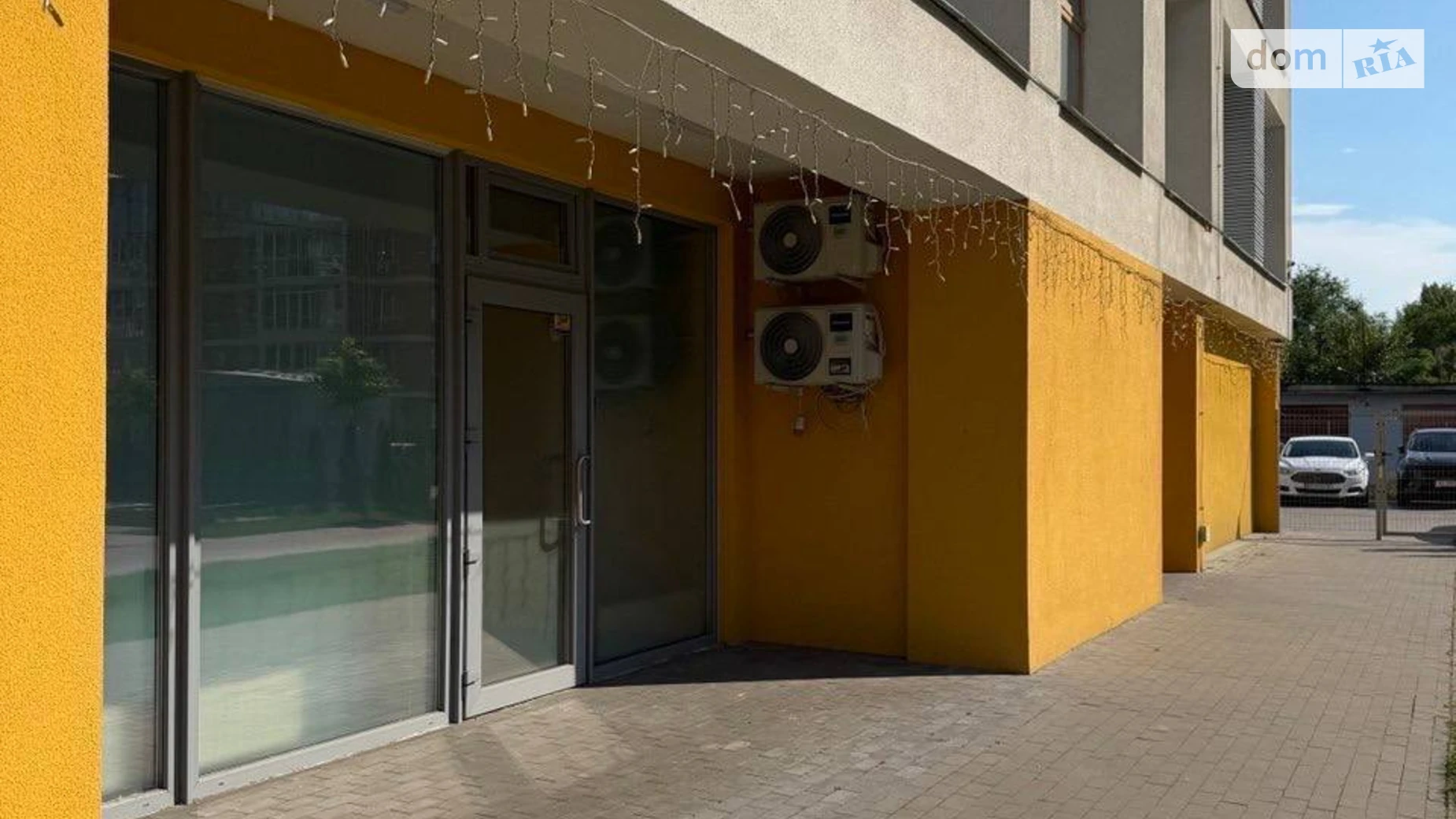 Продается офис 54.9 кв. м в бизнес-центре, цена: 105000 $ - фото 2