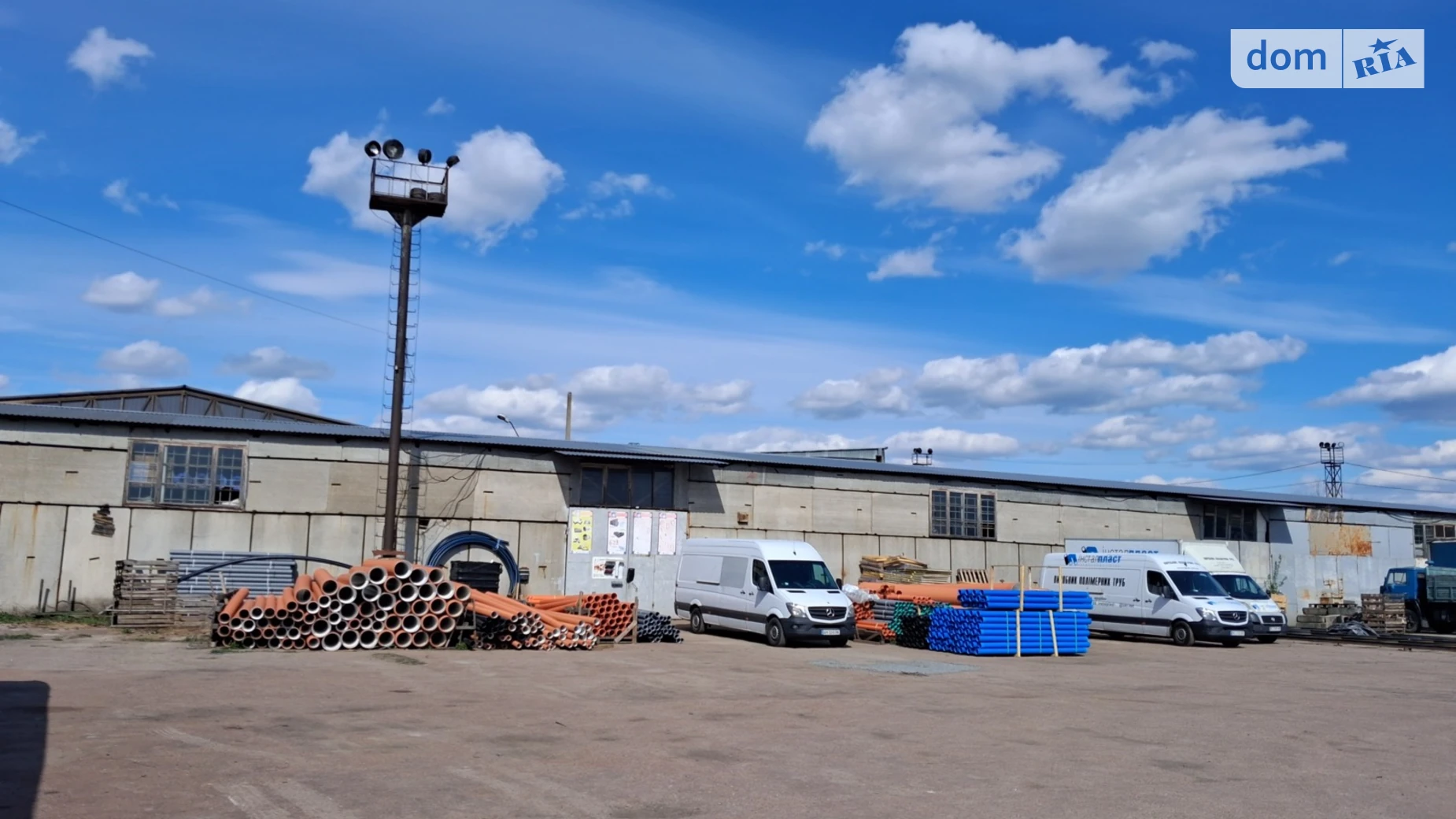 Продается помещения свободного назначения 1280 кв. м в 2-этажном здании, цена: 700000 $ - фото 3