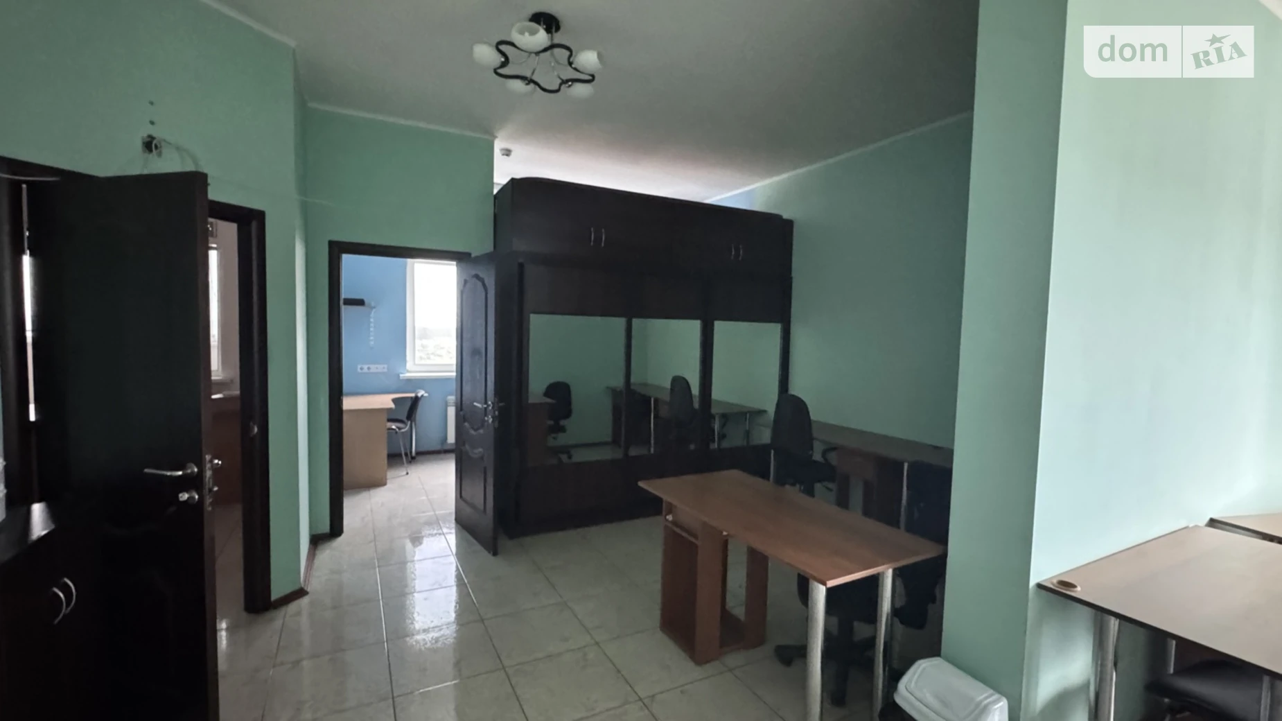 Продается офис 68 кв. м в бизнес-центре, цена: 69000 $ - фото 4