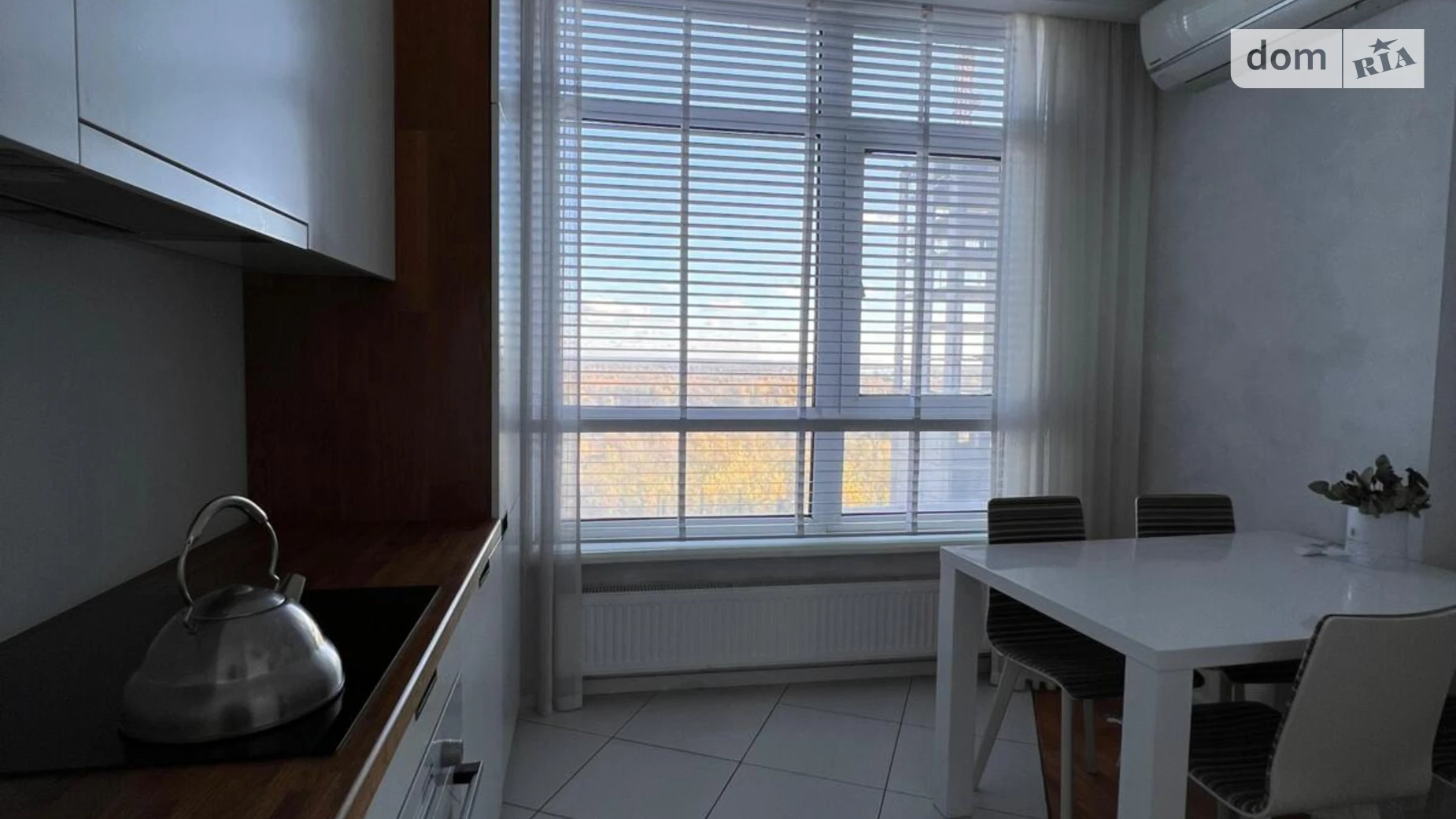 Продается 1-комнатная квартира 31 кв. м в Киеве, ул. Ракетная, 24Б корпус 1/1 - фото 4