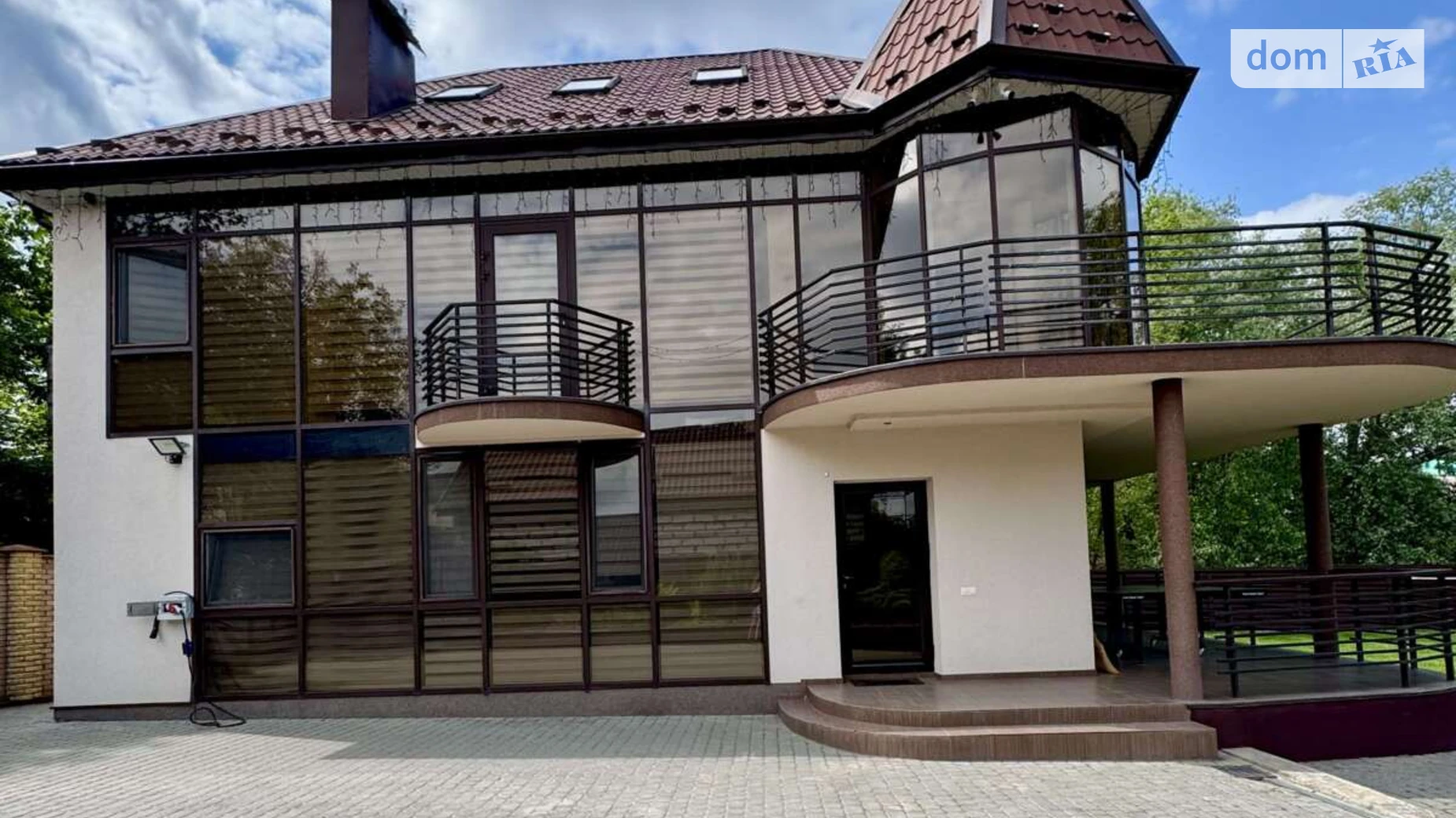 Продается дом на 2 этажа 224.2 кв. м с садом, цена: 385000 $ - фото 3