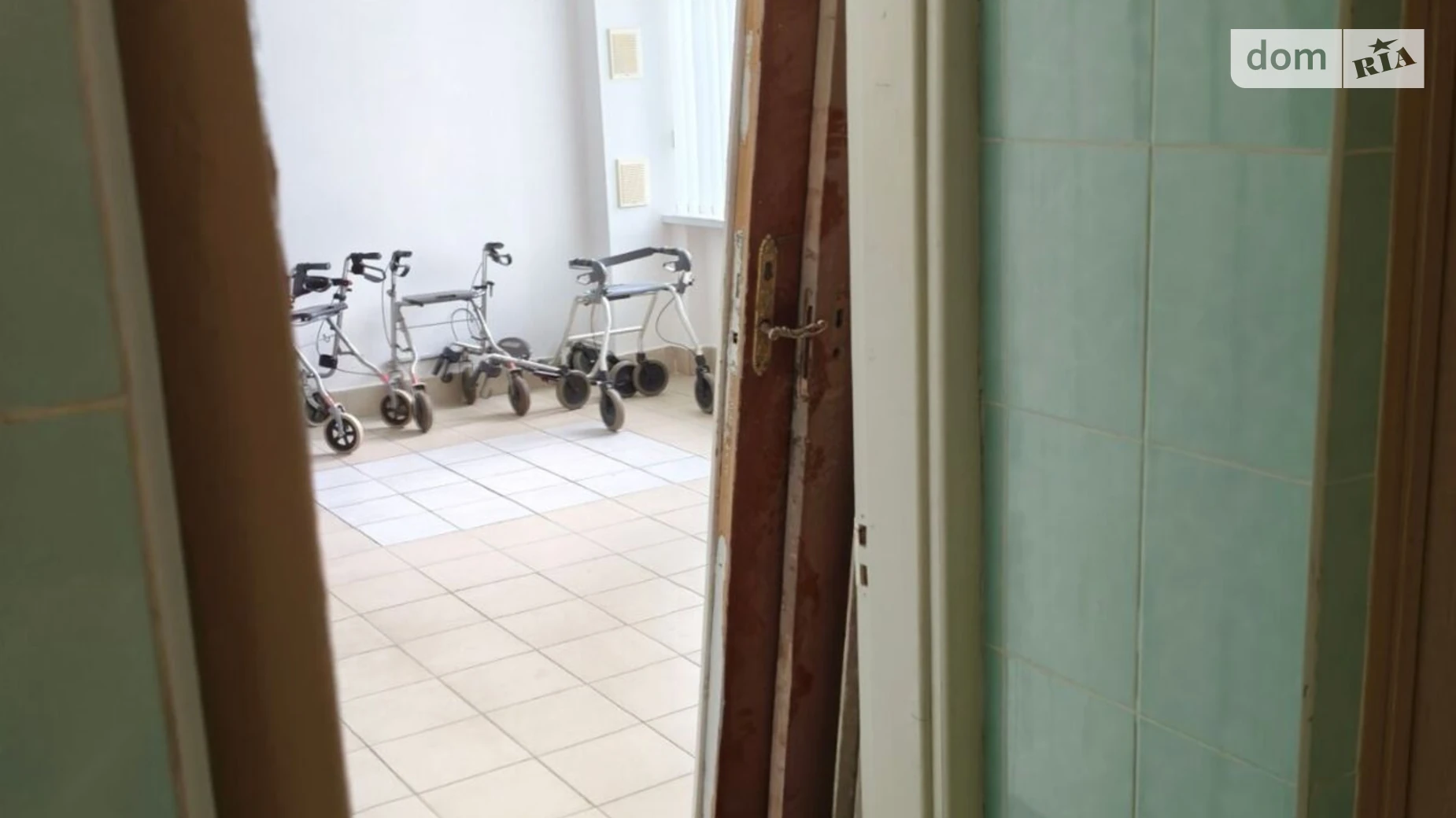 Сдается в аренду объект сферы услуг 54.3 кв. м в 2-этажном здании, цена: 18222 грн - фото 2