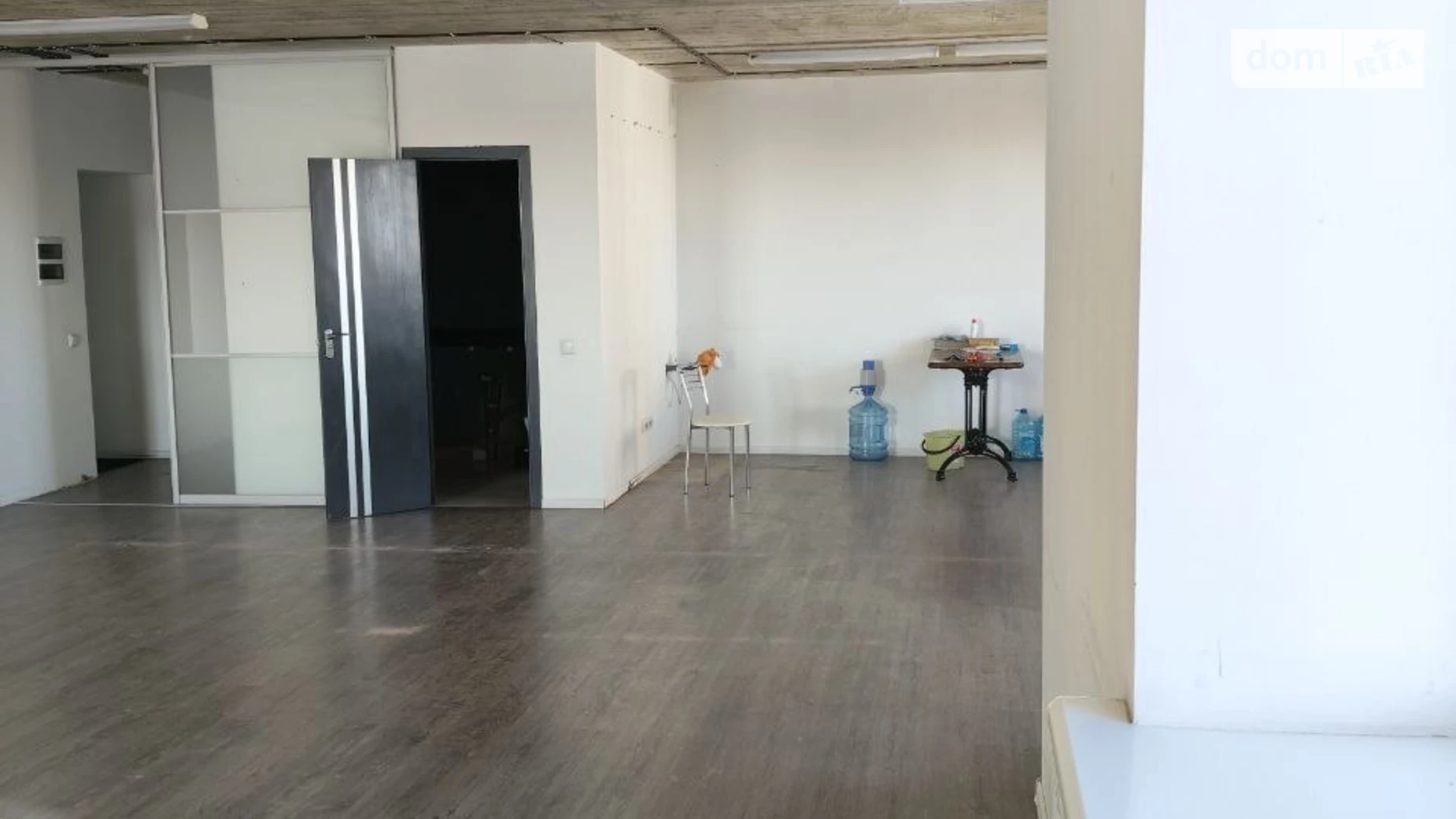 Сдается в аренду офис 80 кв. м в бизнес-центре, цена: 595 $ - фото 3