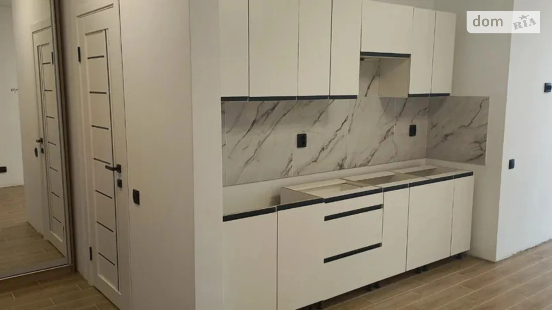 Продается 1-комнатная квартира 34 кв. м в Минае, ул. Августина Волошина - фото 3
