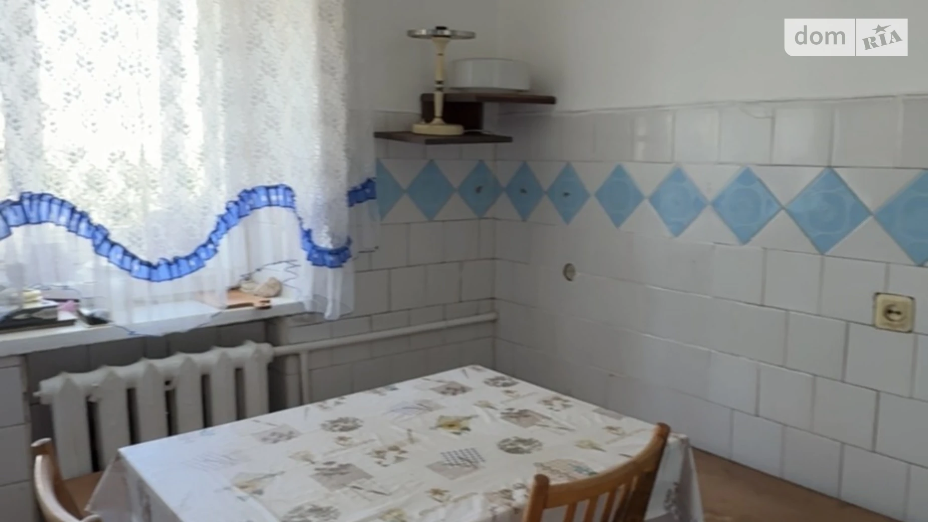 Продається 3-кімнатна квартира 74.1 кв. м у Чернівцях - фото 2