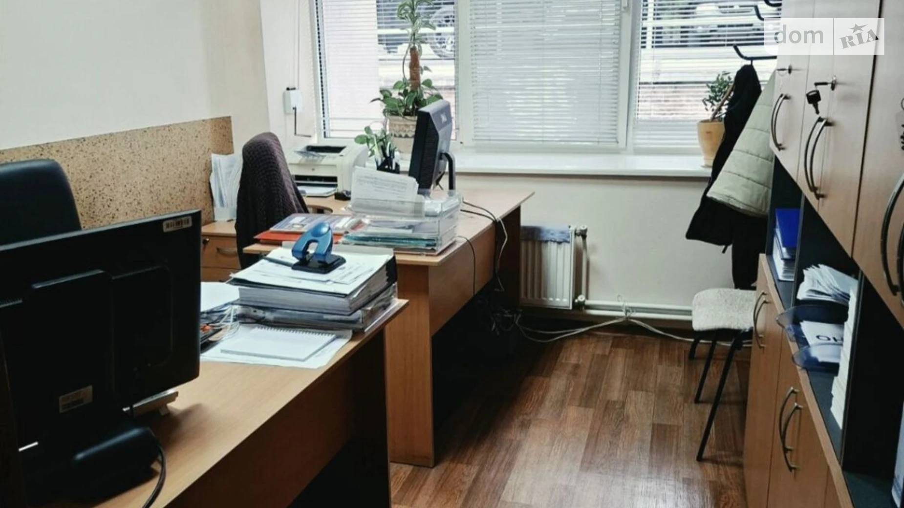 Сдается в аренду офис 60 кв. м в бизнес-центре, цена: 50000 грн - фото 2