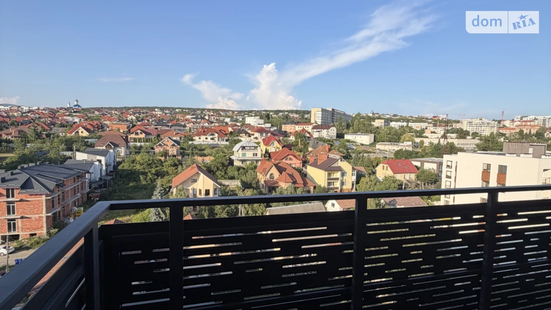 Продается 1-комнатная квартира 49 кв. м в Ужгороде, цена: 92000 $ - фото 3