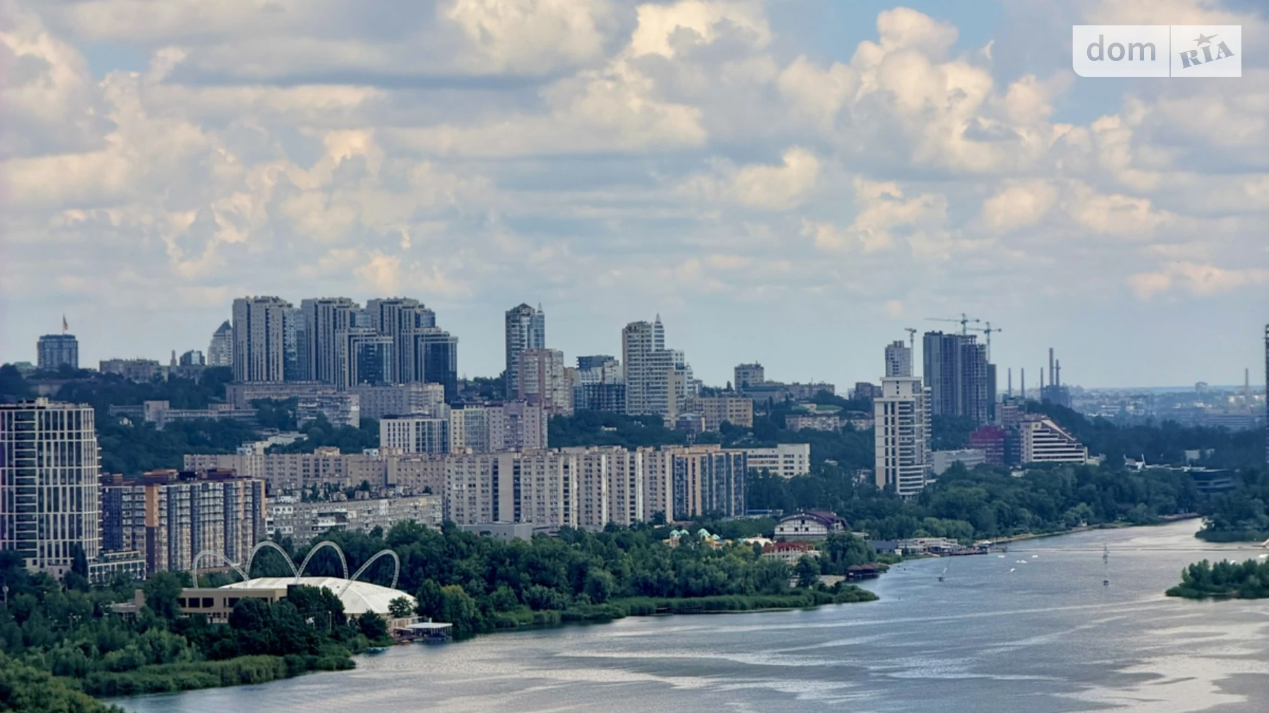 Продается 2-комнатная квартира 431 кв. м в Днепре, ул. Набережная Победы, 128 - фото 2