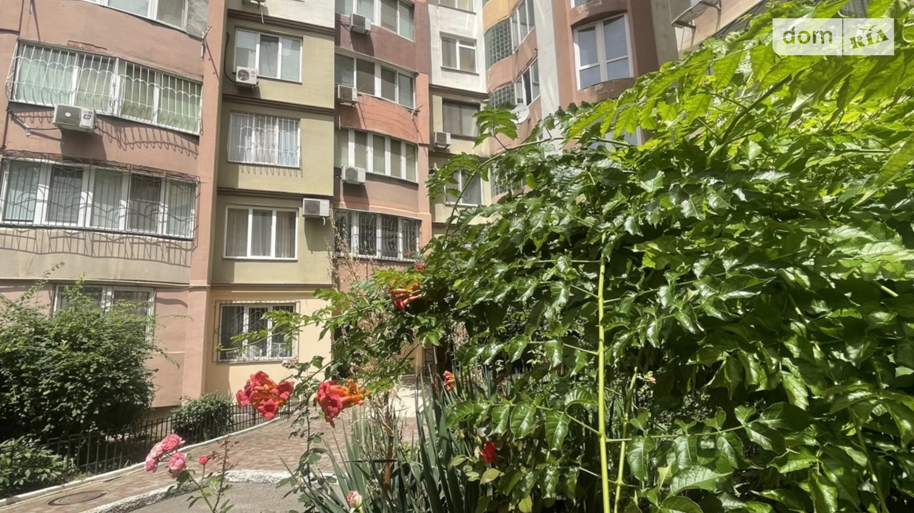 Продається 2-кімнатна квартира 80.5 кв. м у Одесі, вул. Тополина, 22 - фото 2