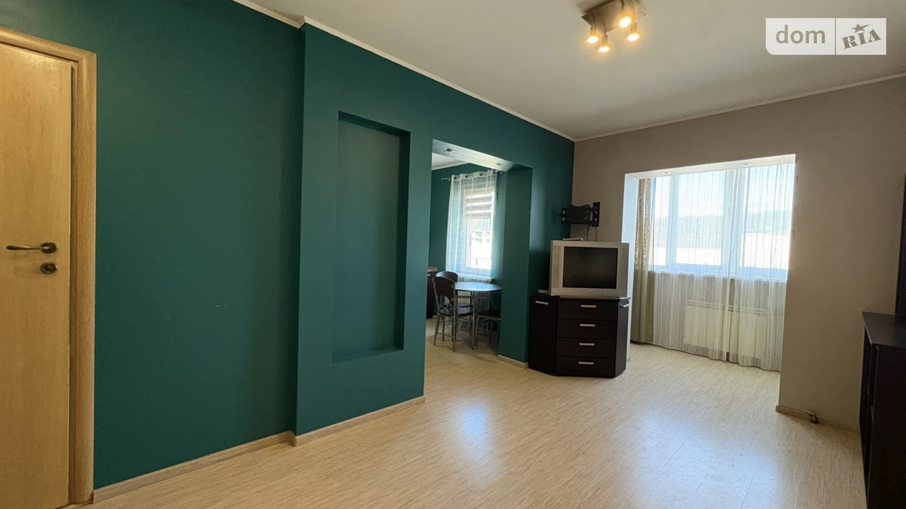 Продается 2-комнатная квартира 56.5 кв. м в Обухове, ул. Киевская, 172 - фото 3
