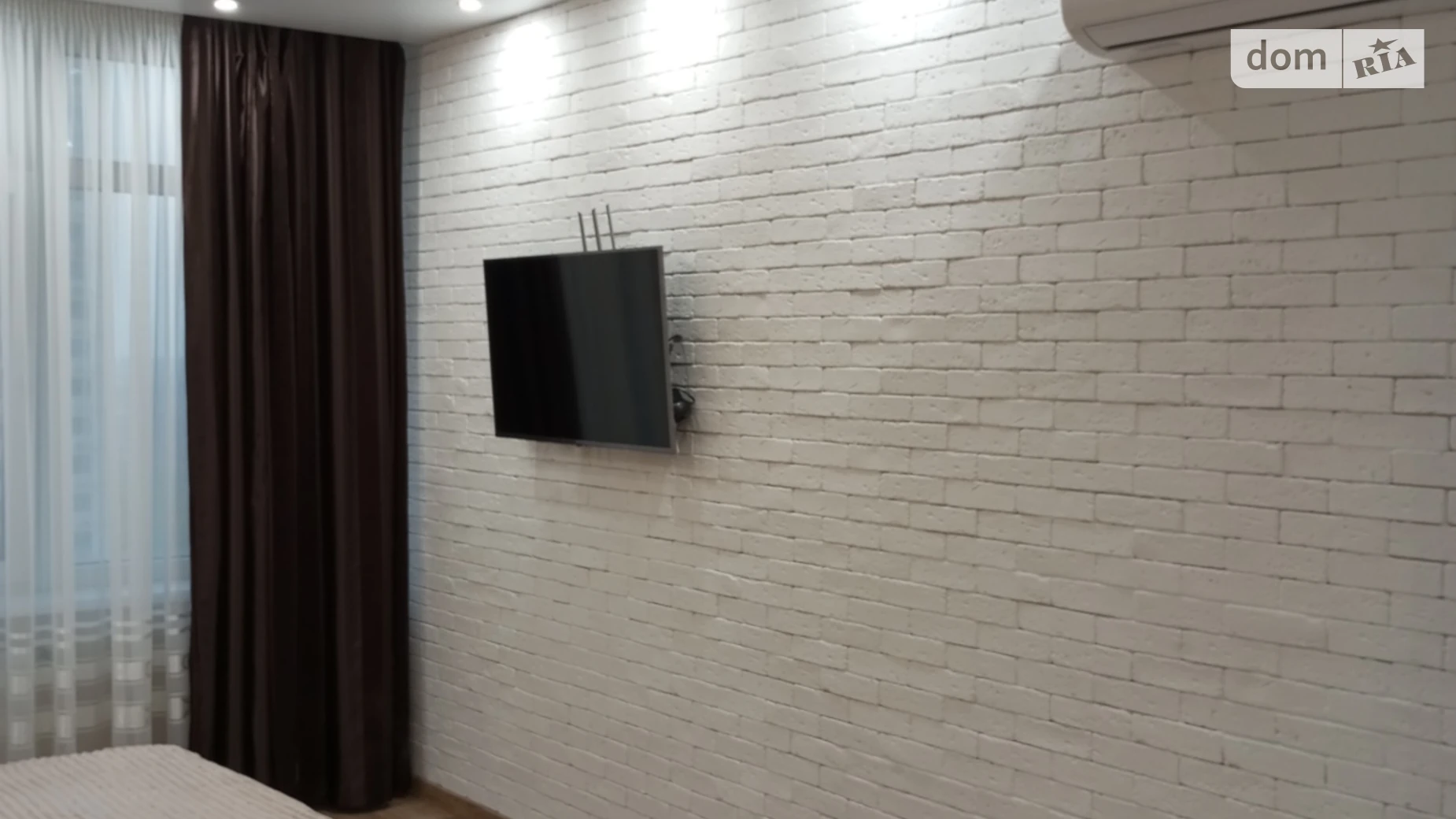 Продається 1-кімнатна квартира 44 кв. м у Одесі, вул. Академіка Сахарова - фото 2