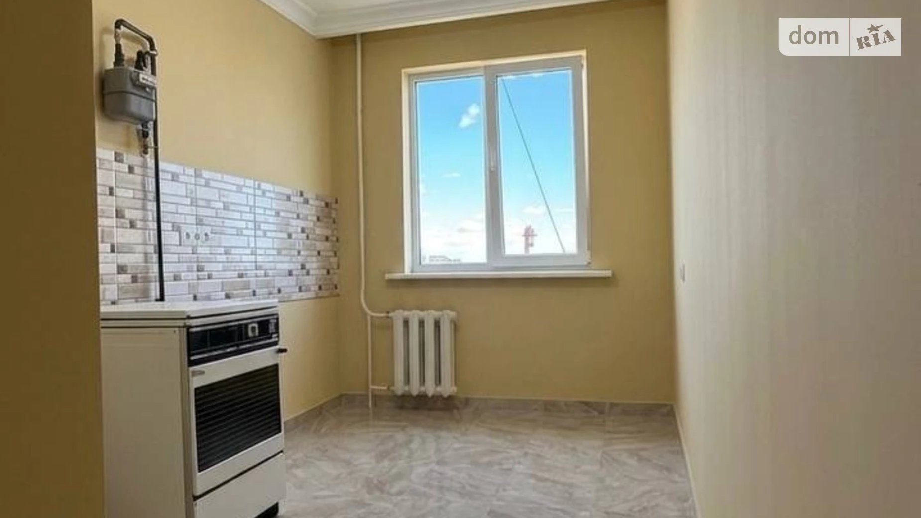 Продается 3-комнатная квартира 72 кв. м в Черновцах, ул. Главная - фото 3