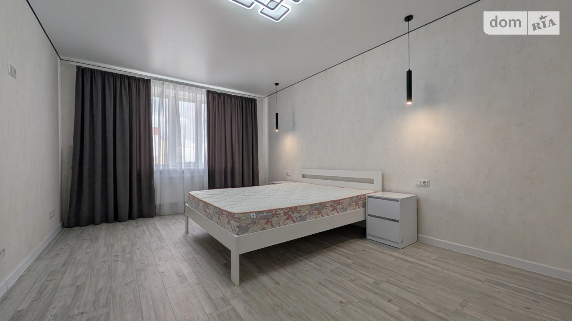 Продается 2-комнатная квартира 68.6 кв. м в Чернигове, цена: 85000 $ - фото 2