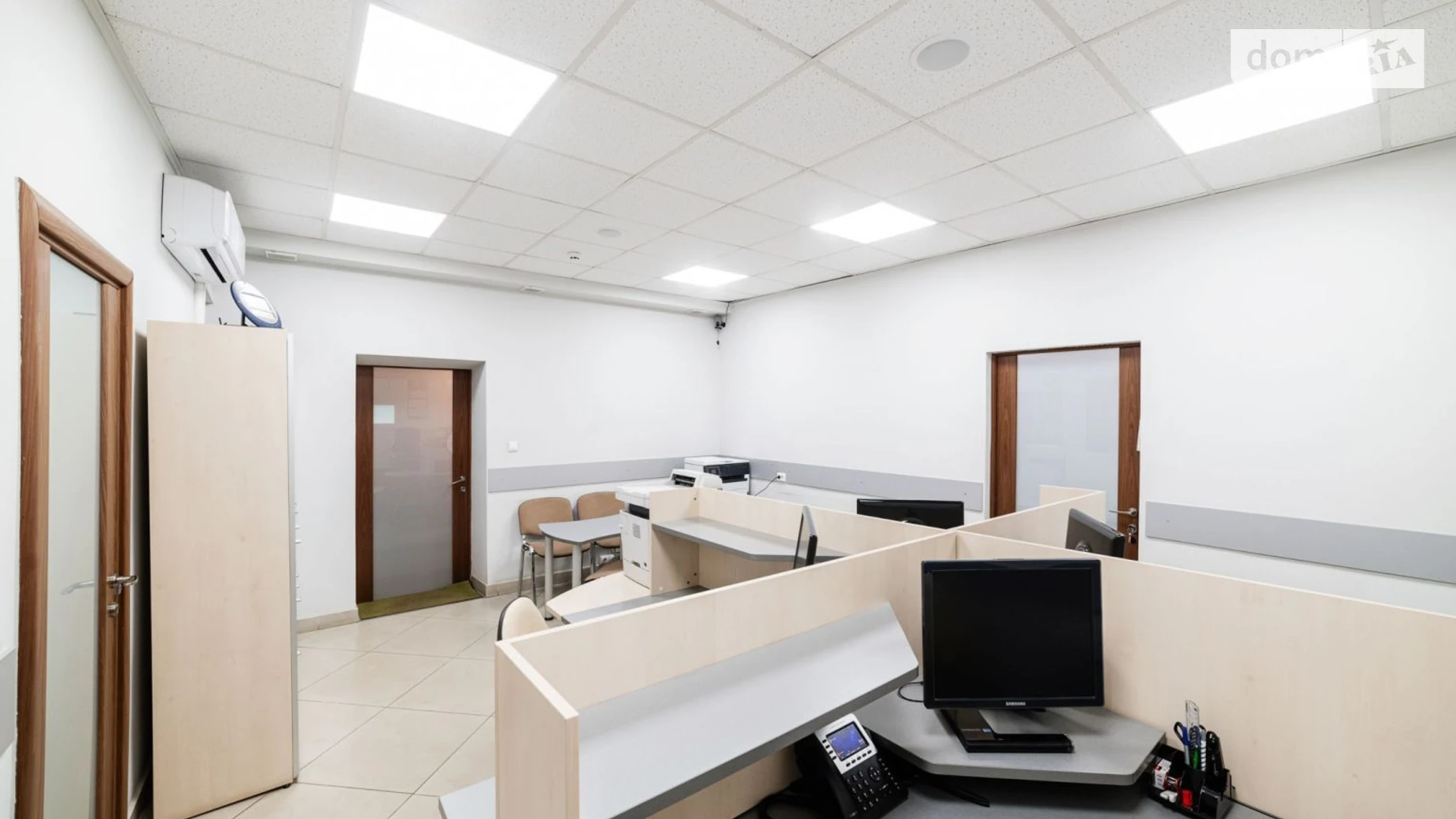 Продается офис 63.9 кв. м в бизнес-центре, цена: 90000 $ - фото 4