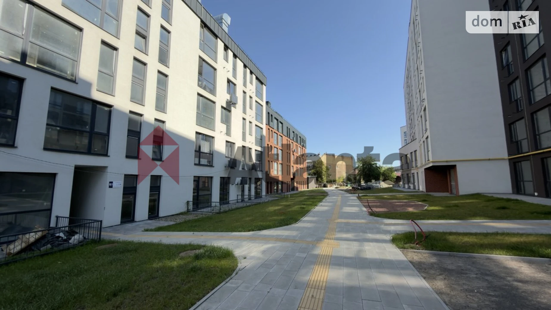 Продается 1-комнатная квартира 43.37 кв. м в Львове, ул. Волынская - фото 2