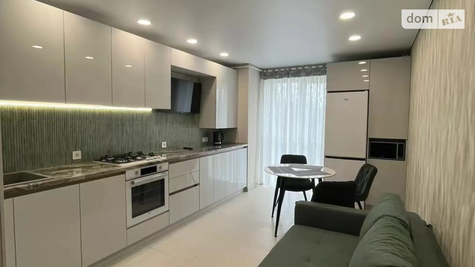 1-кімнатна квартира 45.2 кв. м у Луцьку, вул. Залізнична, 16 - фото 2