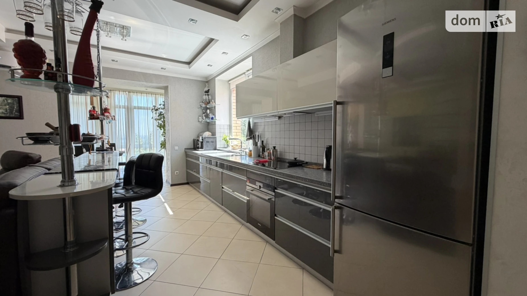 Продается дом на 3 этажа 377.2 кв. м с камином, цена: 490000 $ - фото 4