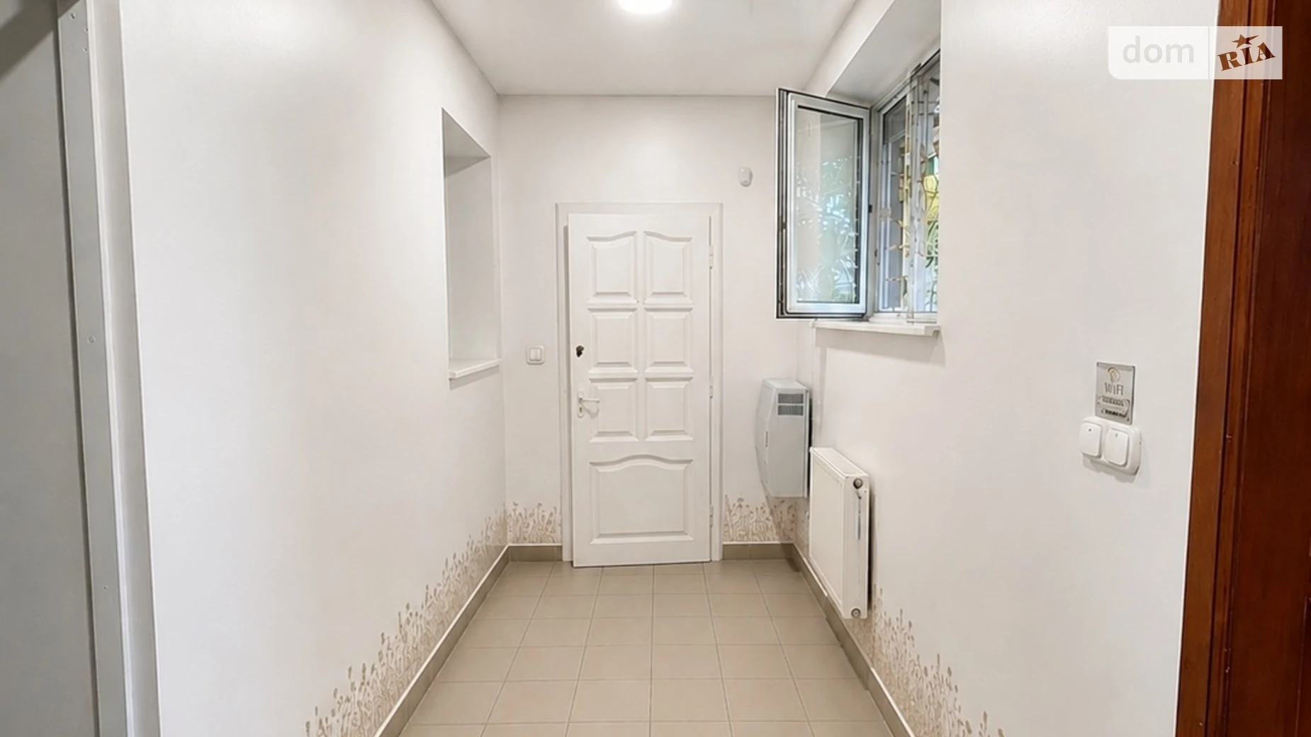 Продается офис 49.8 кв. м в бизнес-центре, цена: 65000 $ - фото 2