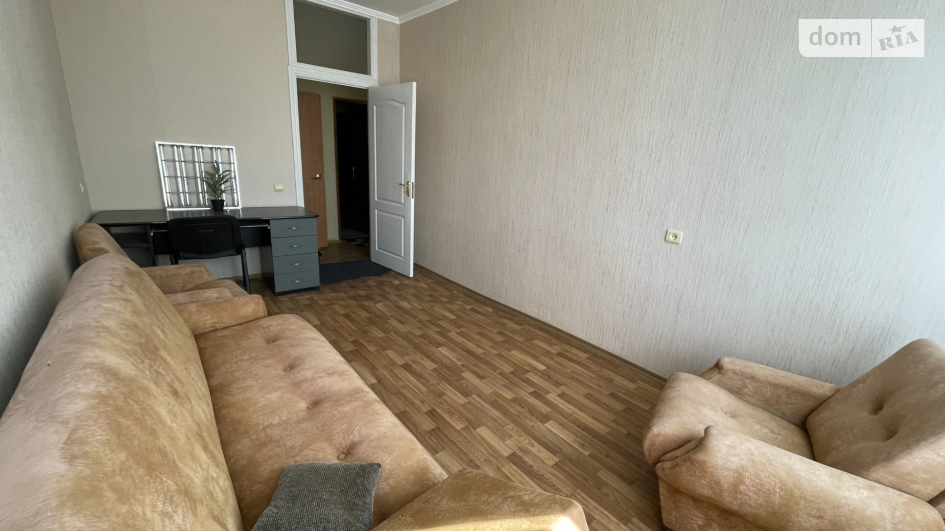 Продается офис 58.5 кв. м в бизнес-центре, цена: 44900 $ - фото 5