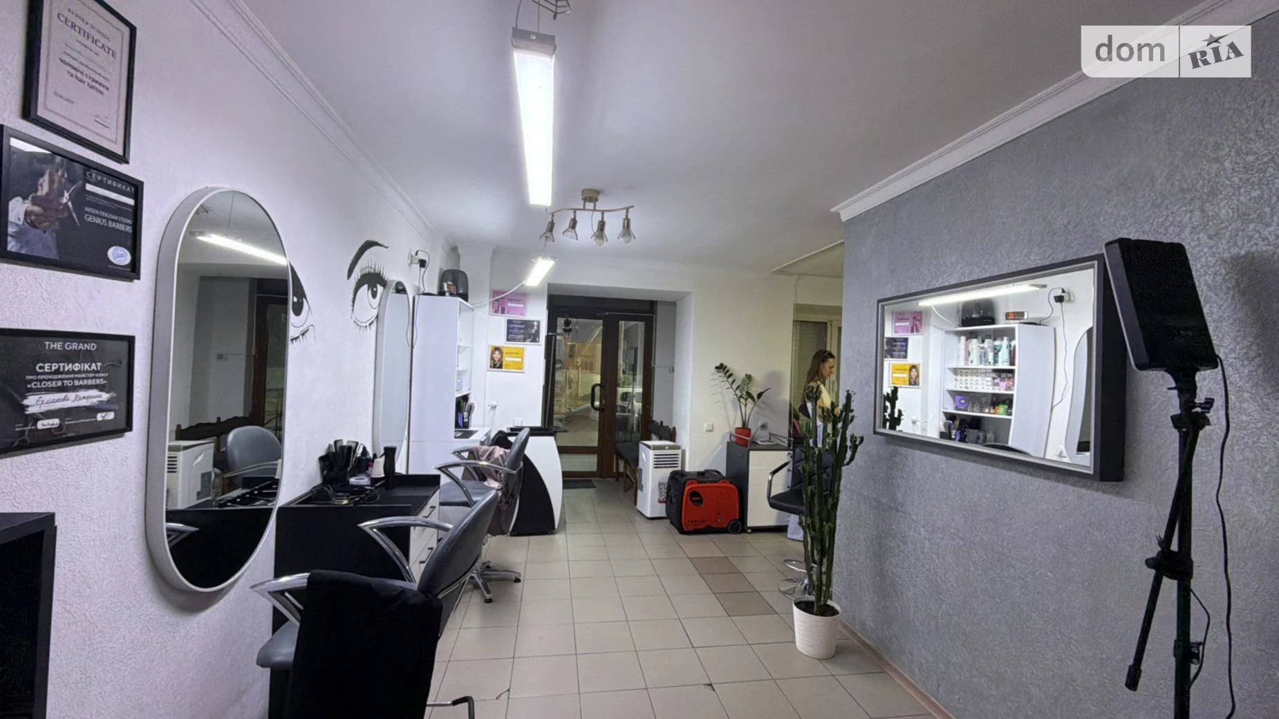 Продается объект сферы услуг 29.1 кв. м в 9-этажном здании, цена: 85000 $ - фото 2