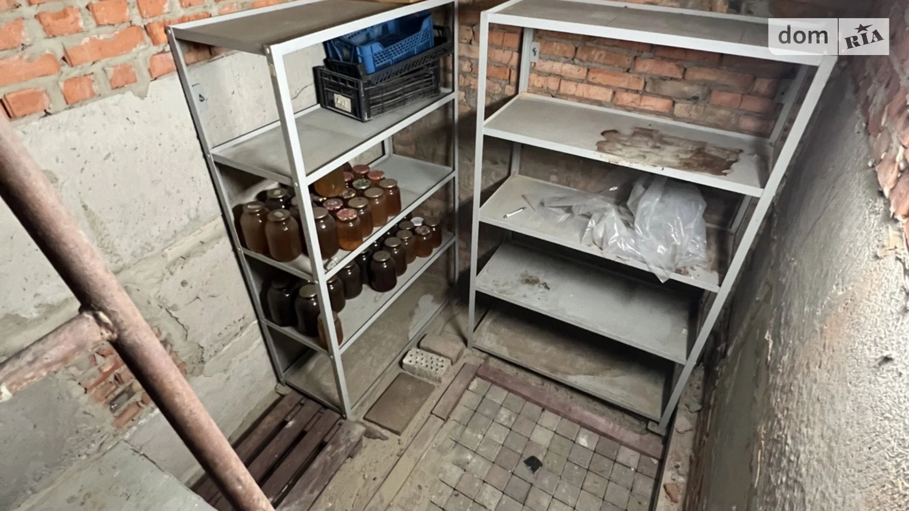 Сдается в аренду отдельно стоящий гараж под легковое авто на 42 кв. м, цена: 6000 грн - фото 4