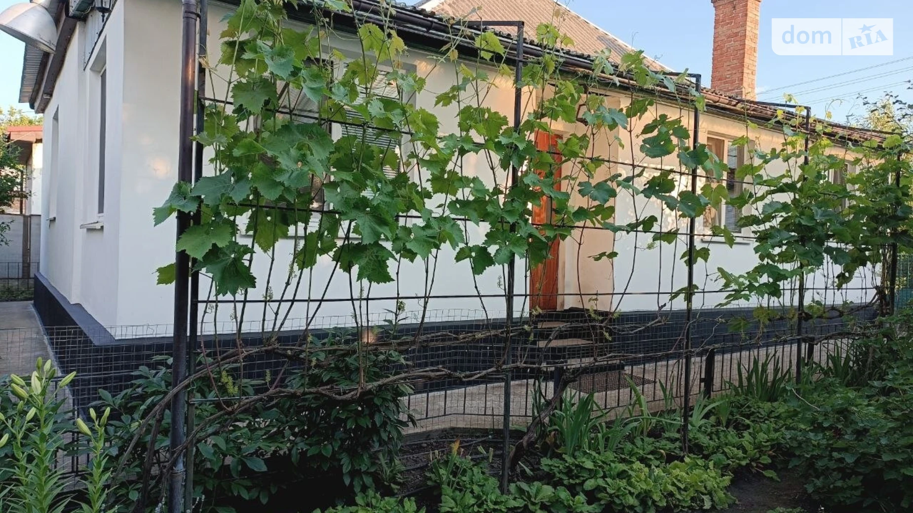 Продается одноэтажный дом 96 кв. м с гаражом, цена: 100000 € - фото 3