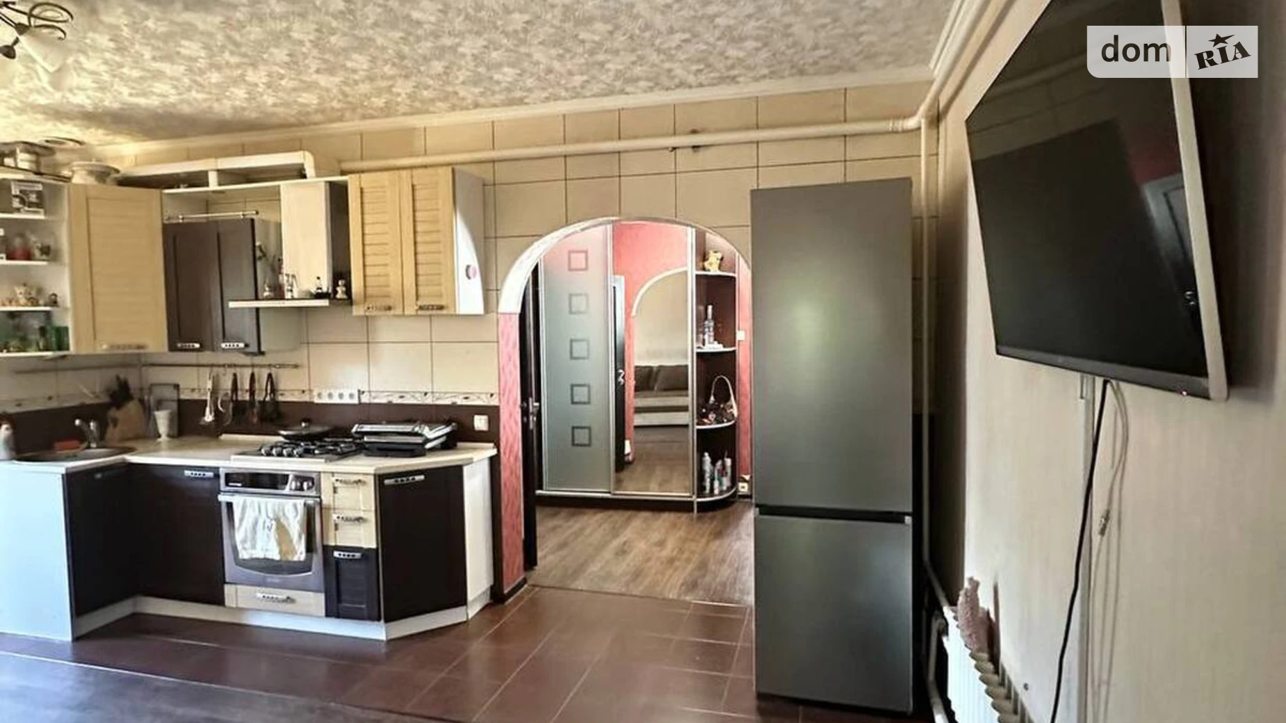 Продается дом на 2 этажа 157.4 кв. м с бассейном, цена: 120000 $ - фото 2