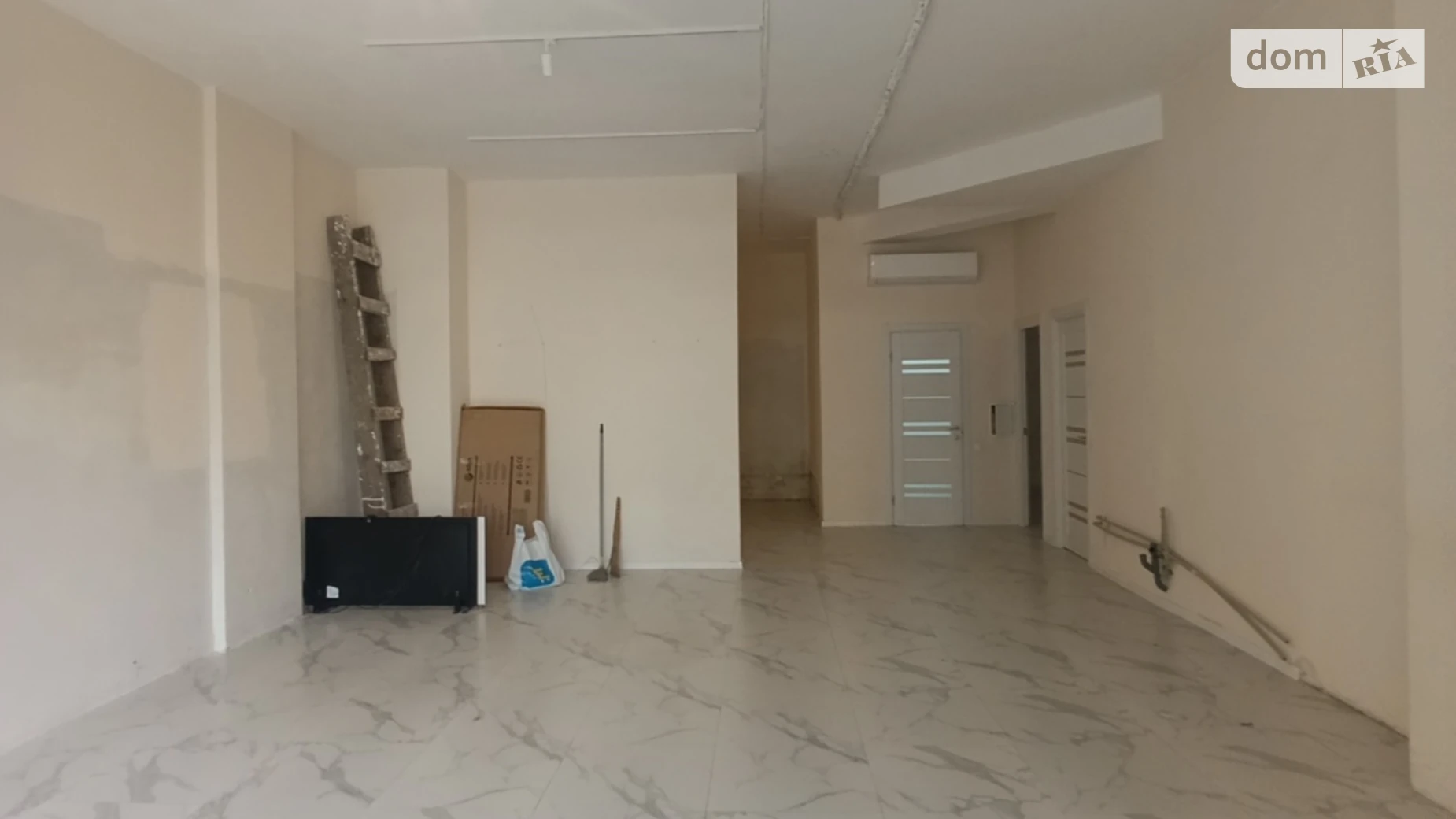 Сдается в аренду помещения свободного назначения 98.6 кв. м в 9-этажном здании, цена: 1200 $ - фото 2