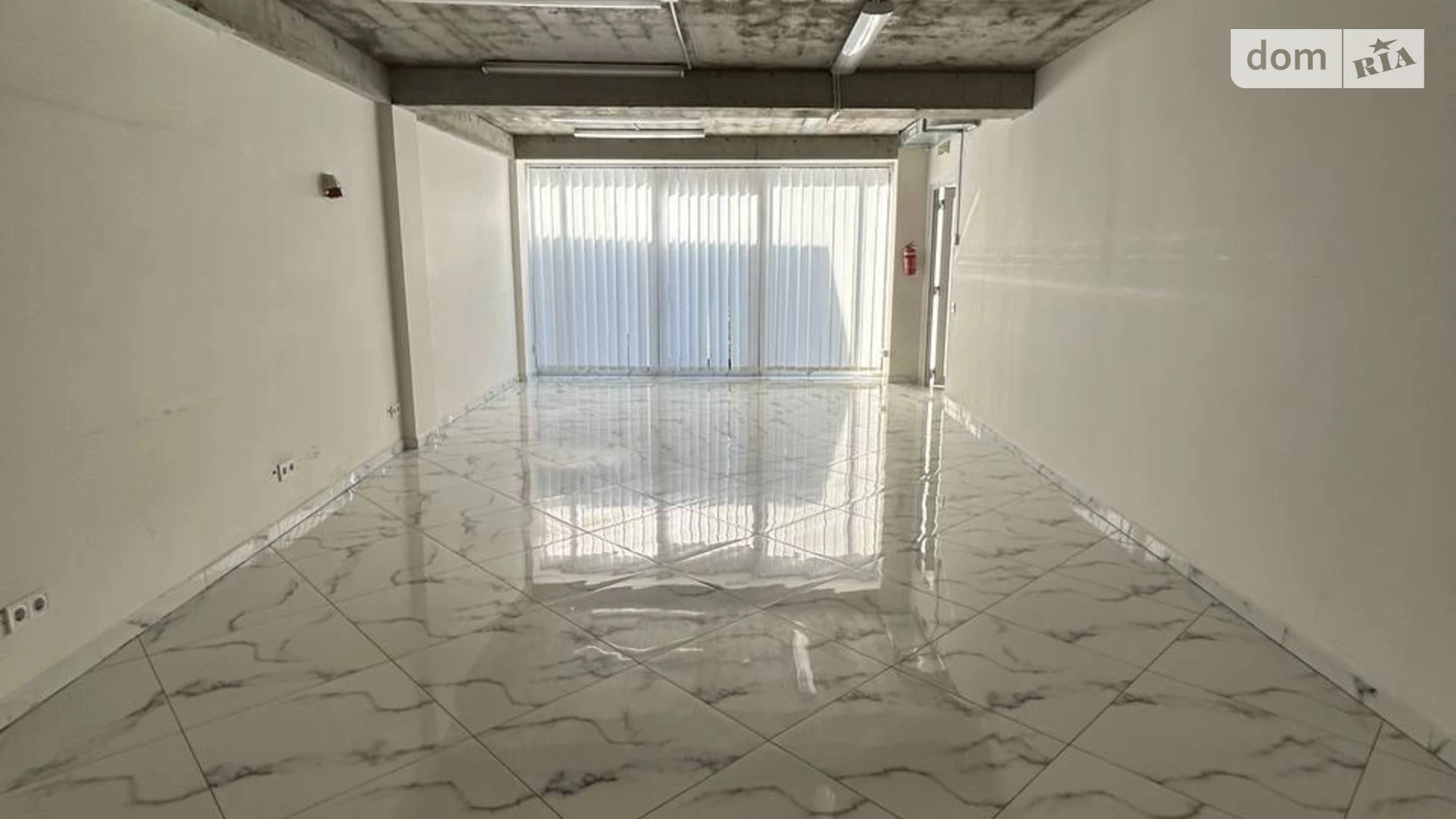 Сдается в аренду офис 200 кв. м в бизнес-центре, цена: 2400 $ - фото 4