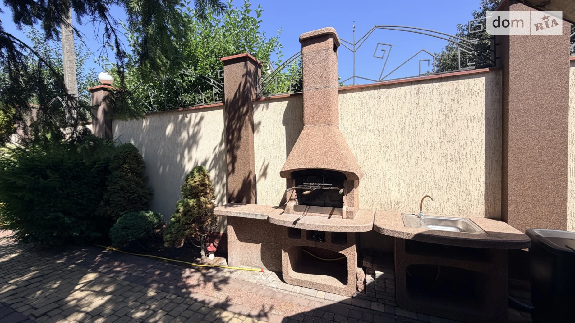 Продается дом на 2 этажа 193.6 кв. м с участком, цена: 235000 $ - фото 3