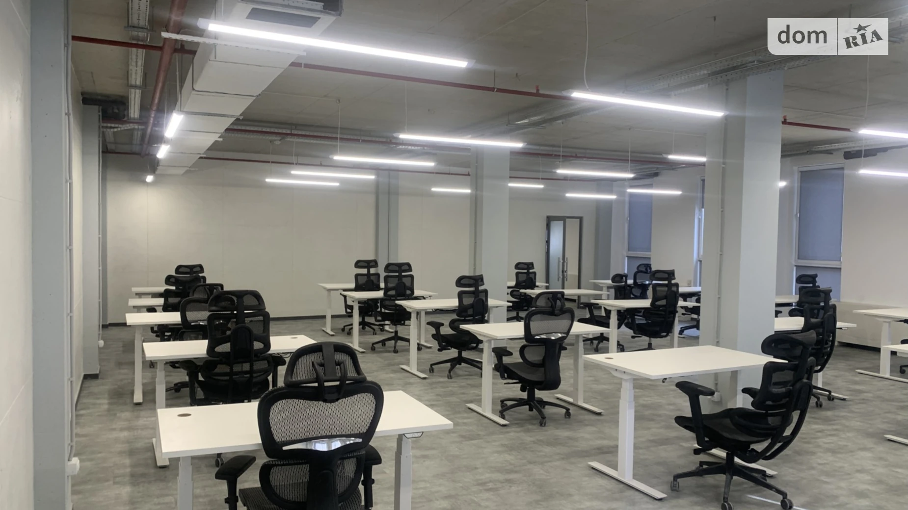 Сдается в аренду офис 840 кв. м в бизнес-центре, цена: 13440 $ - фото 3