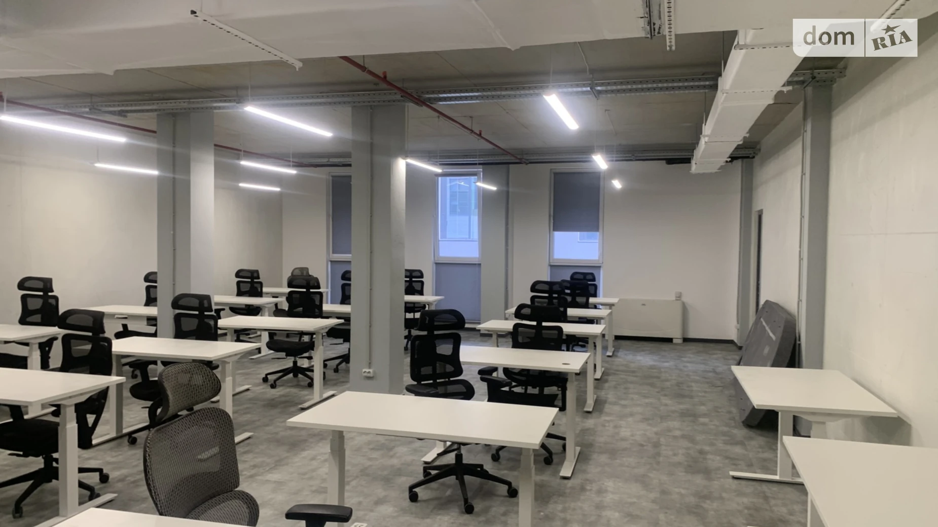 Сдается в аренду офис 840 кв. м в бизнес-центре, цена: 13440 $ - фото 5