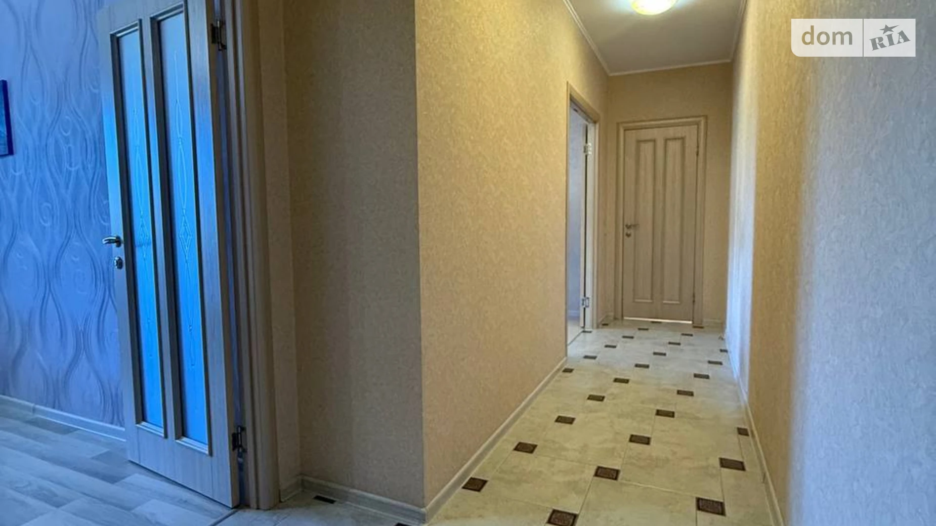 Сдается в аренду 1-комнатная квартира 70.5 кв. м в Ровно, ул. Черновола Вячеслава, 60 - фото 4