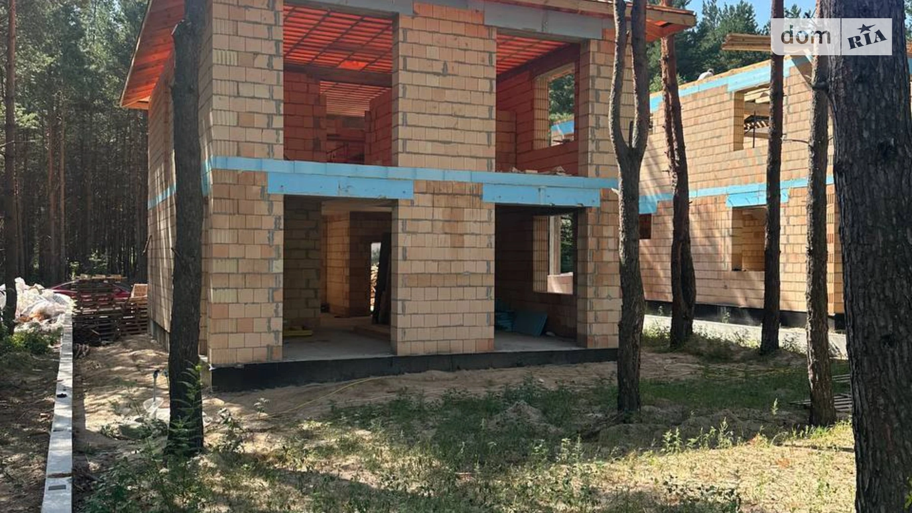 Продается дом на 2 этажа 165 кв. м с беседкой, цена: 185000 $ - фото 2