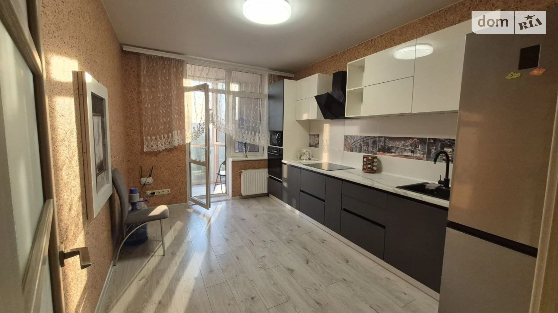 Продается 1-комнатная квартира 46.9 кв. м в Одессе, ул. Дюковская, 5 - фото 3