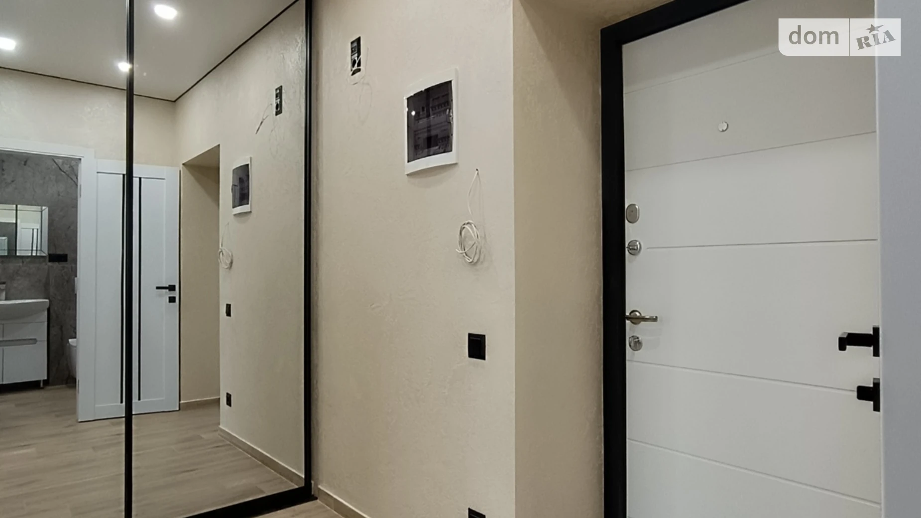 Продается 1-комнатная квартира 45 кв. м в Виннице, ул. Костя Широцкого, 5А - фото 2