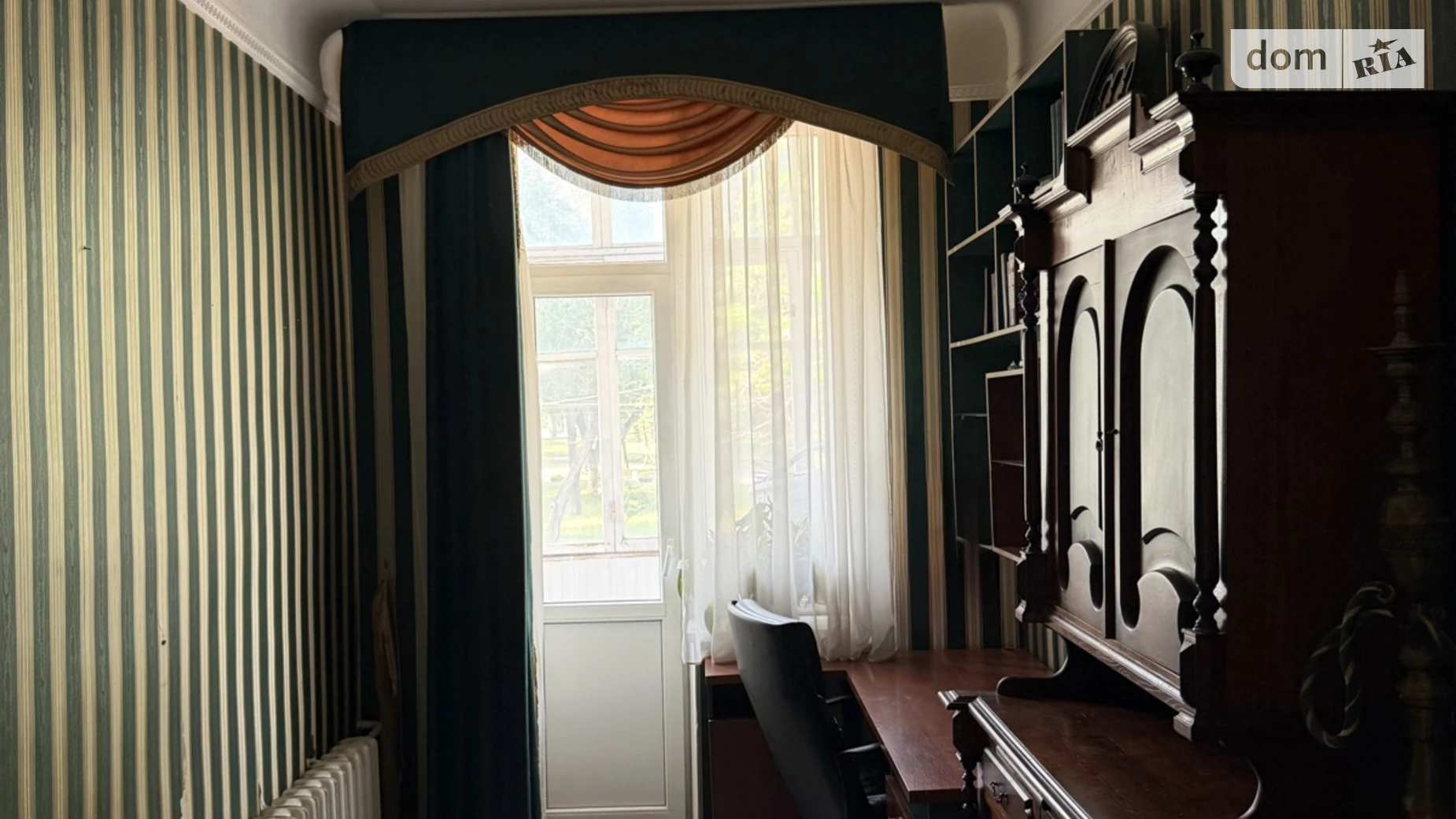Продается 4-комнатная квартира 94.8 кв. м в Днепре, пл. Соборная, 7 - фото 4