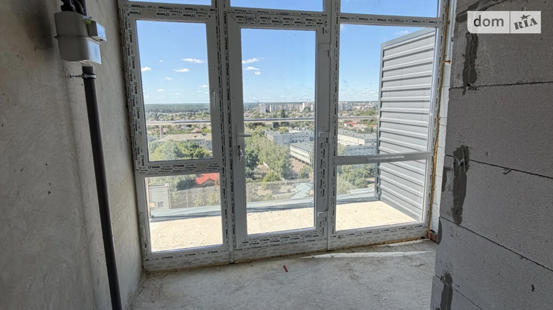 Продается 2-комнатная квартира 70 кв. м в Житомире, ул. Домбровского - фото 2