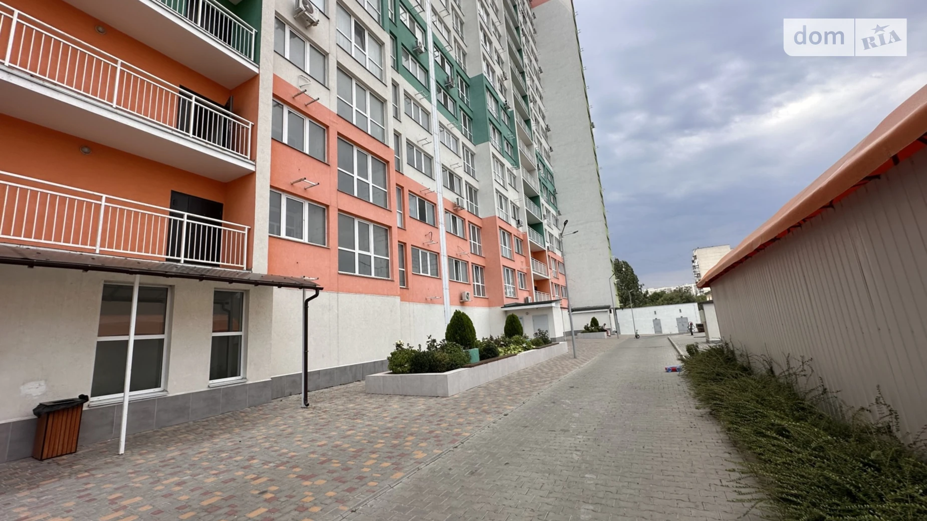 Продается 2-комнатная квартира 53 кв. м в Одессе, ул. Бугаевская, 44 - фото 3