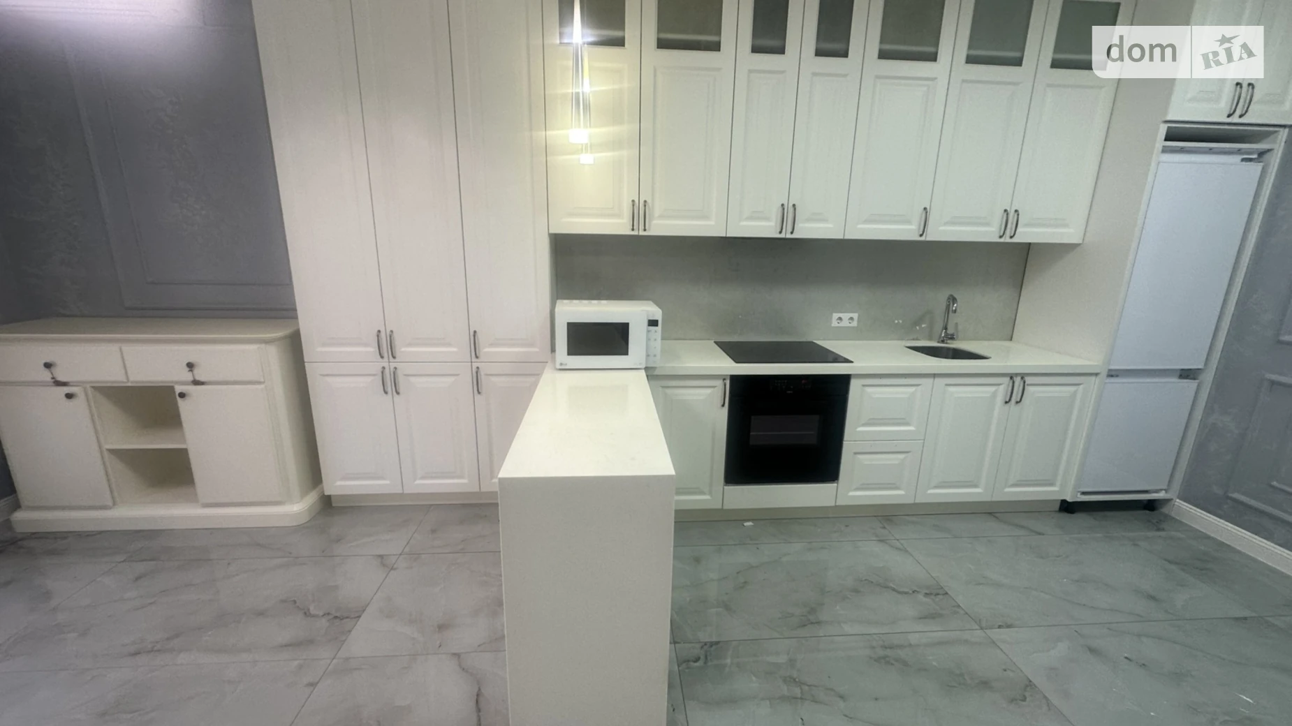 Продається 1-кімнатна квартира 49.6 кв. м у Одесі, вул. Педагогічна, 23 - фото 3
