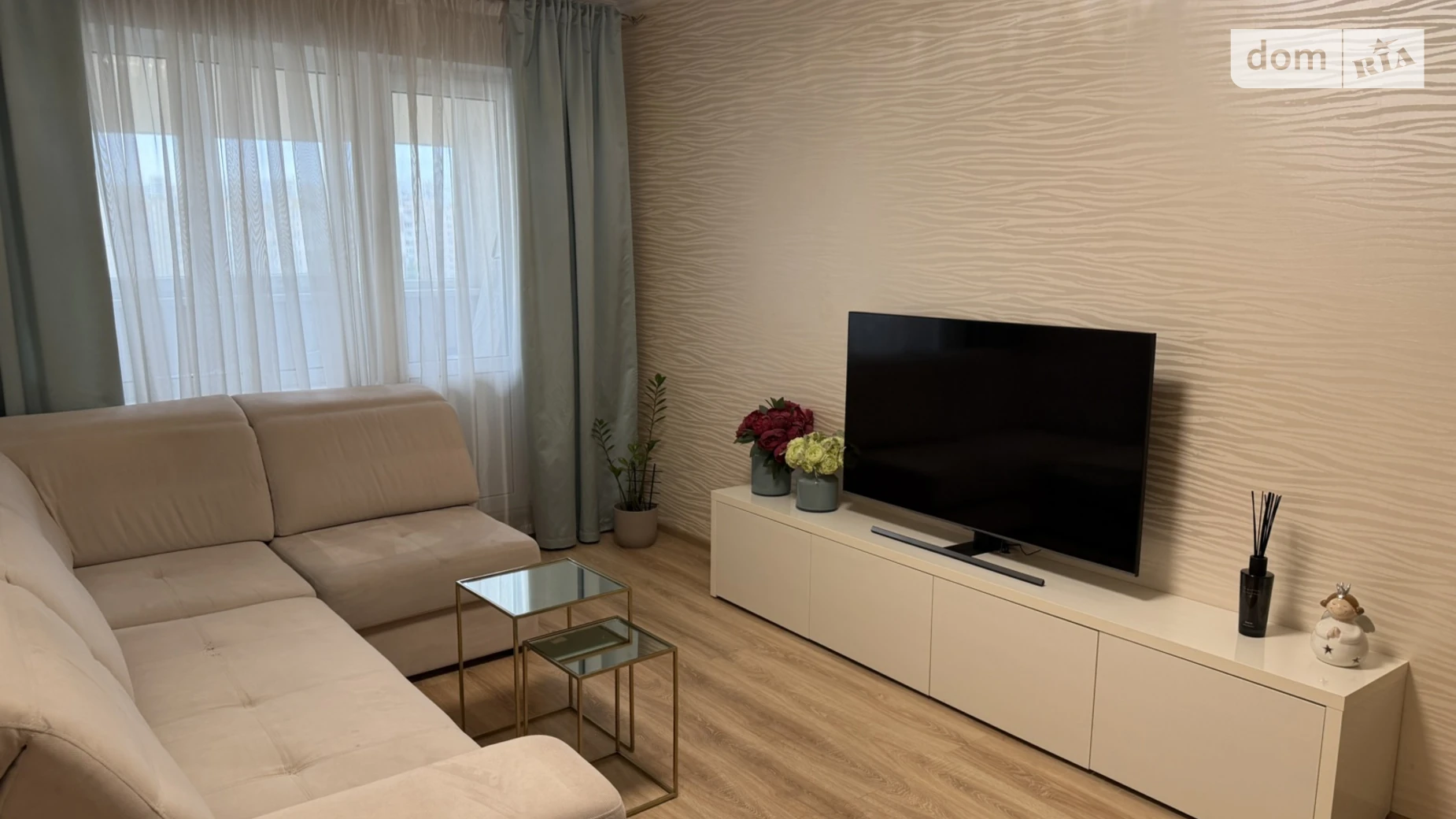 Продается 2-комнатная квартира 65.4 кв. м в Киеве, ул. Урловская, 5А - фото 2