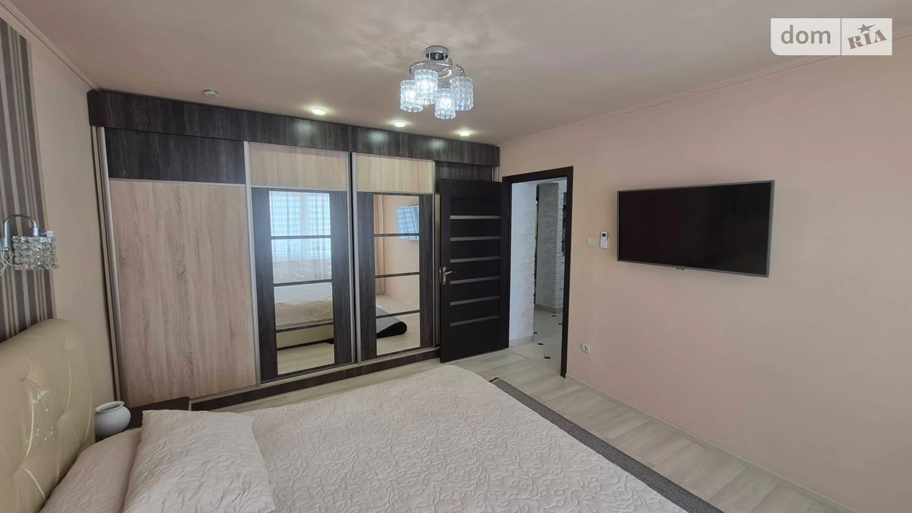 Продается дом на 2 этажа 241.5 кв. м с беседкой, цена: 150000 $ - фото 3