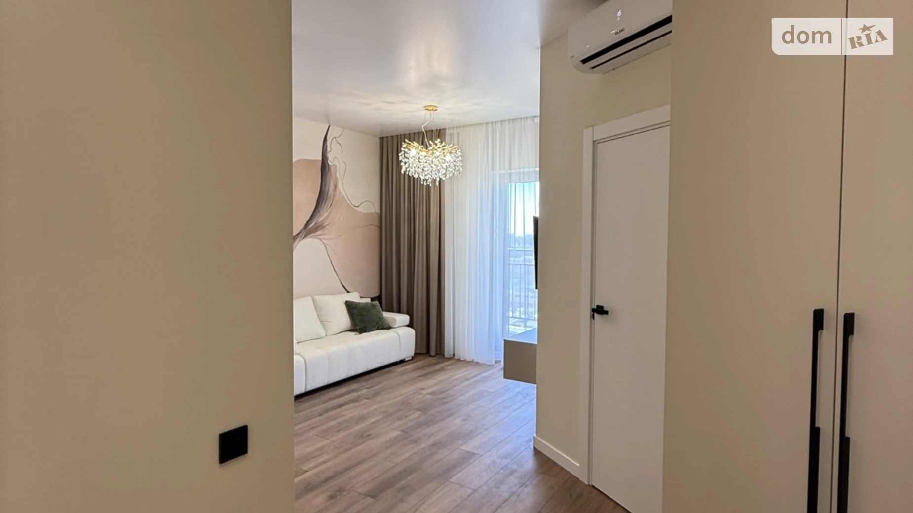 Продається 2-кімнатна квартира 66.7 кв. м у Одесі, вул. Краснова - фото 2