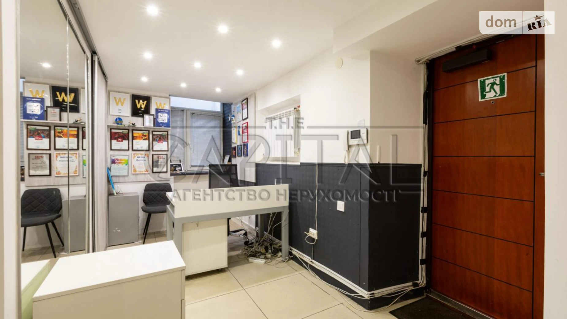 Сдается в аренду офис 32 кв. м в бизнес-центре, цена: 750 $ - фото 2