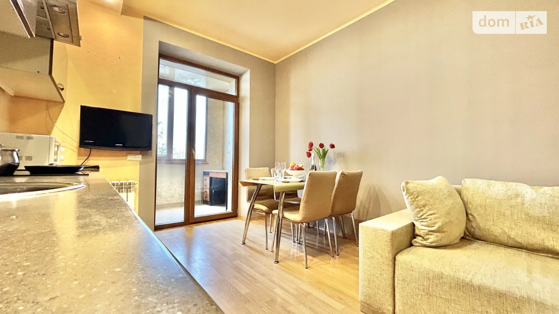 Продается 1-комнатная квартира 56 кв. м в Харькове, ул. Морозова, 1 - фото 2