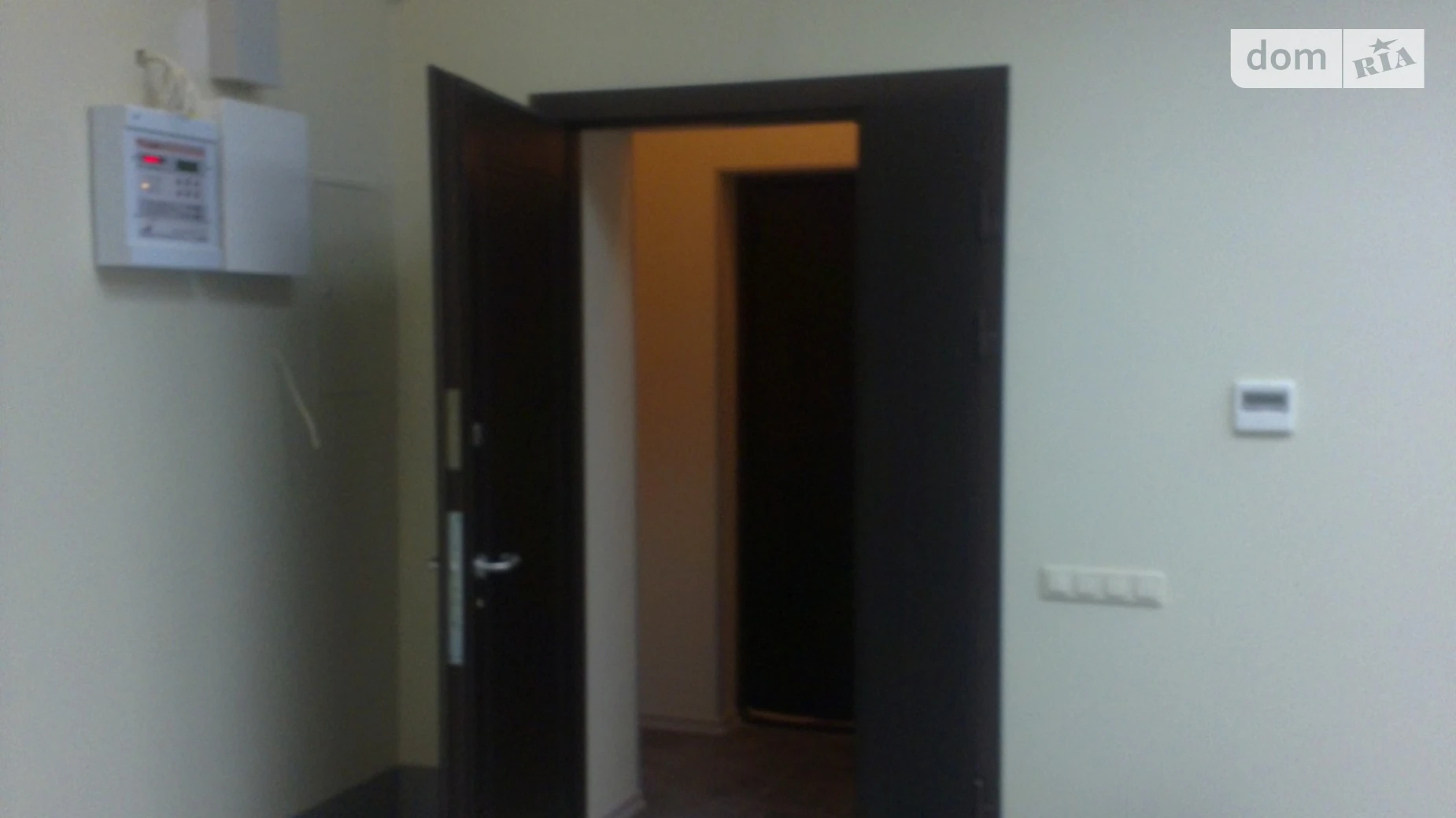 Сдается в аренду офис 125 кв. м в бизнес-центре, цена: 990 € - фото 4