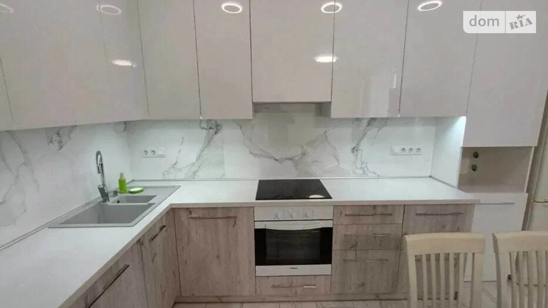 Продается 1-комнатная квартира 51 кв. м в Харькове, ул. Молочная, 32 - фото 3