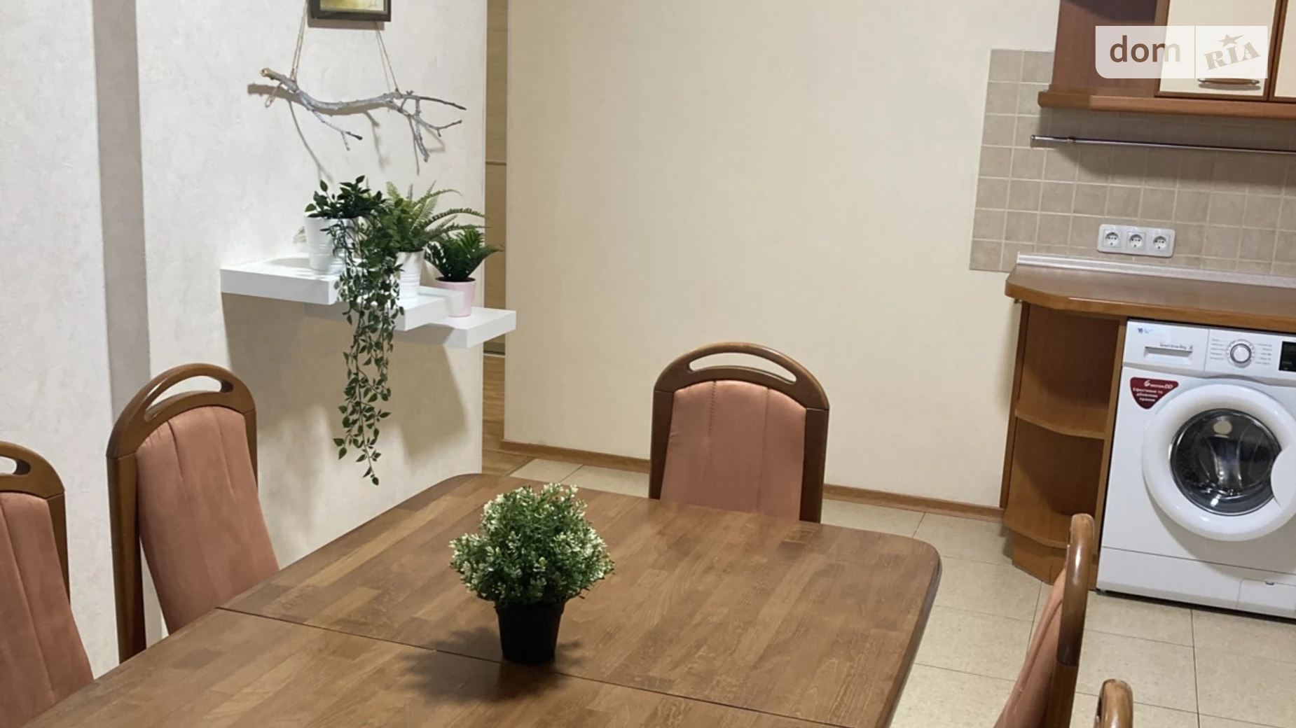 Сдается в аренду 3-комнатная квартира 106 кв. м в Киеве, ул. Анны Ахматовой, 47 - фото 3