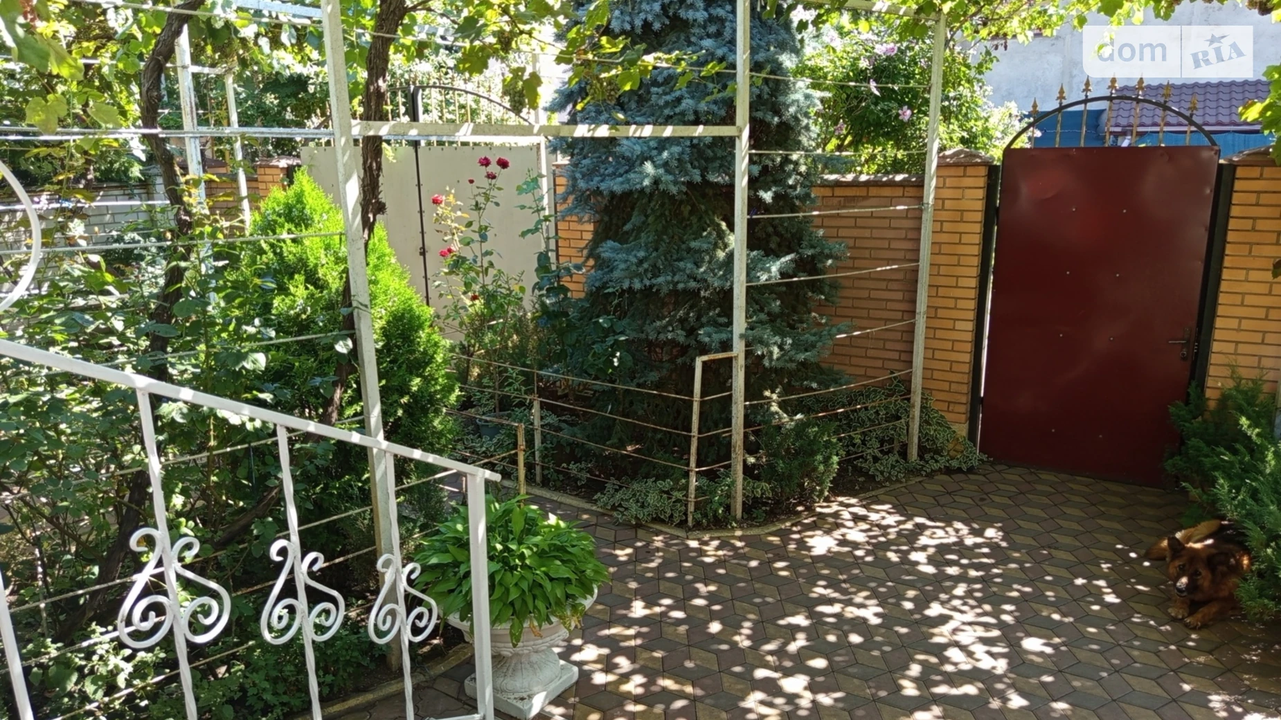 Продается дом на 2 этажа 270 кв. м с подвалом, цена: 300000 $ - фото 4