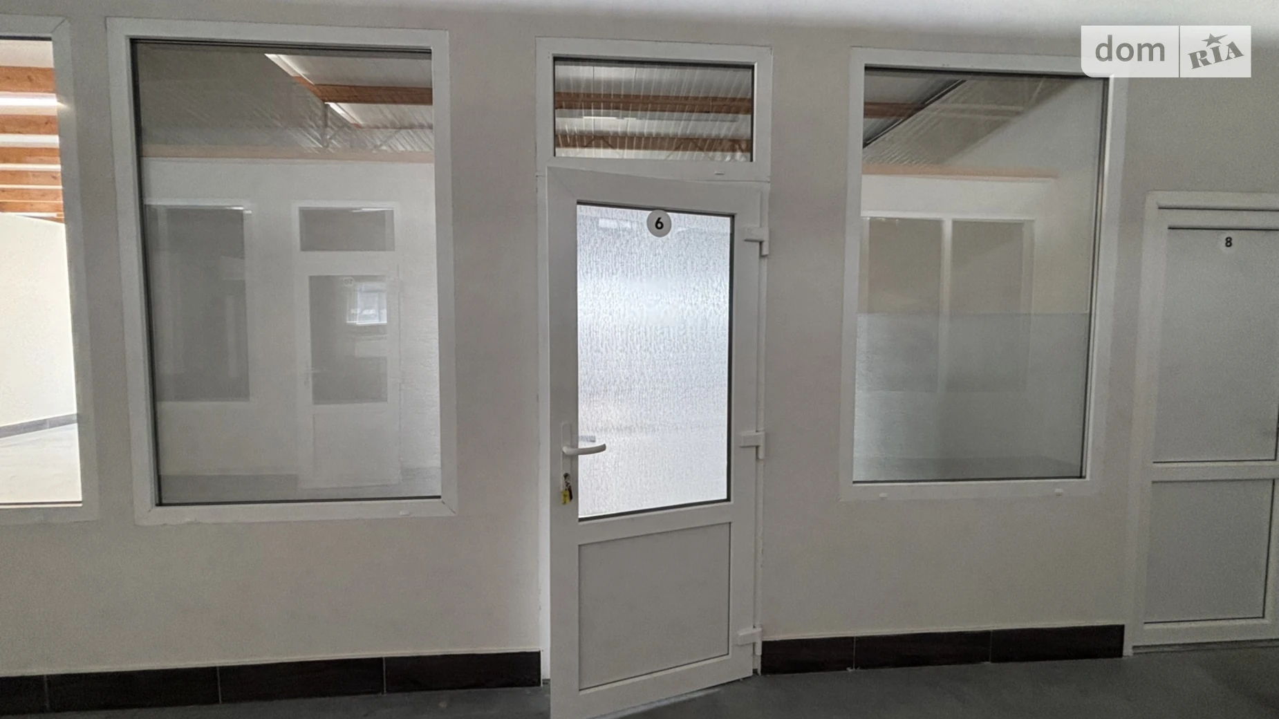 Сдается в аренду офис 27.8 кв. м в бизнес-центре, цена: 278 $ - фото 3